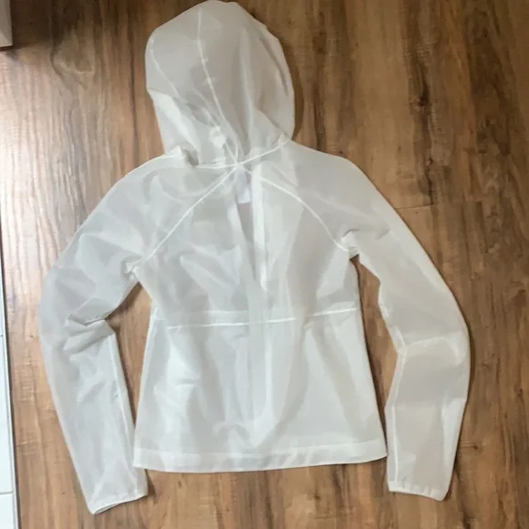 🤍Ivivva Rain Jacket - Picture 3 of 3
